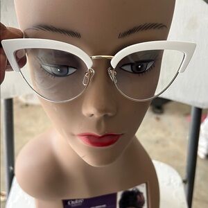 White Cat-Eye Sunglasses - Unbranded Women's Fashion Shades